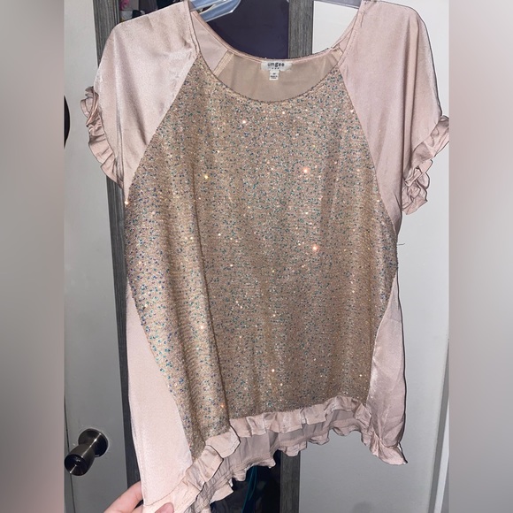 Umgee Satin Sequin Top- Size Medium - Picture 4 of 5